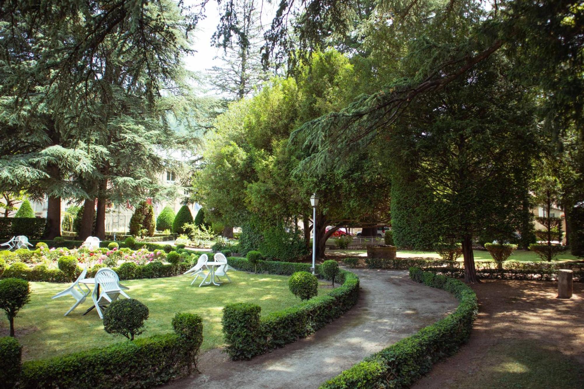Grand Hotel Du Parc Florac Exterior photo
